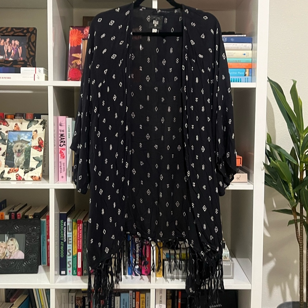 Billabong Women’s Patterned Swim Cover Up✨
